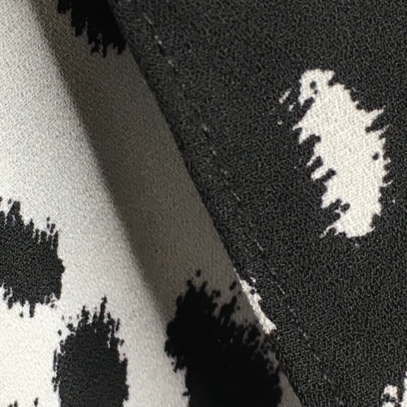 Vince Camuto - Cheetah Print Sleeveless Top - L - Picture 8 of 9